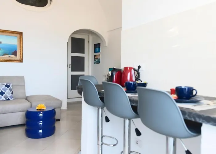 La Rosa Di * קאפרי